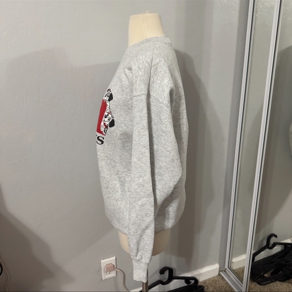 (SOLD) Vintage 90’s Disney 101 Dalmatians Gray Crewneck - Picture 6 of 9